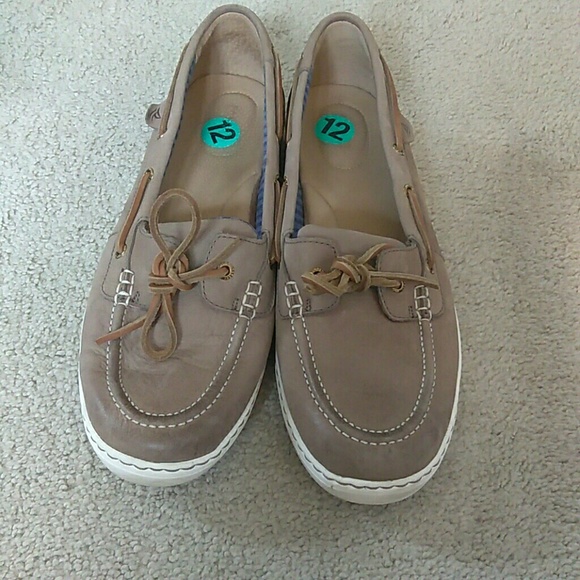 Boat shoes