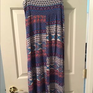 Maxi skirt