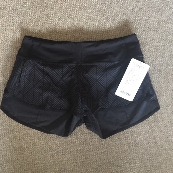 Lulu Lemon speed short