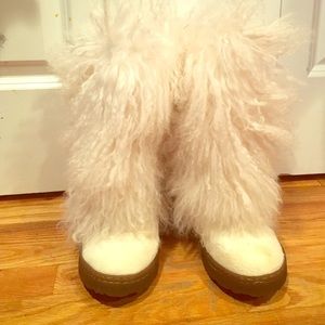 BearPaw boots