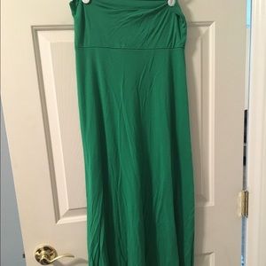 Green maxi skirt