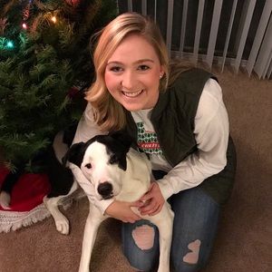 Meet your Posher, Casey