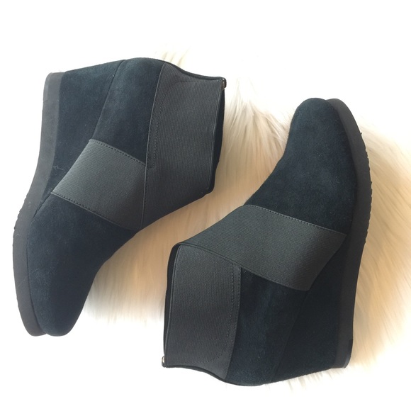 gentle souls Shoes - Gentle Souls lightweight wedge heel booties