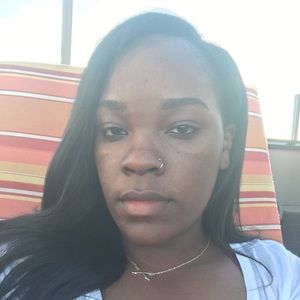 Meet your Posher, Breanna