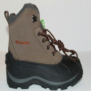 New Men's Columbia Falmouth, Size 11 Boots