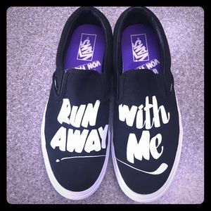 Vans slide-on "Run Away With Me"