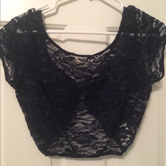 Lace crop top - Picture 1 of 1