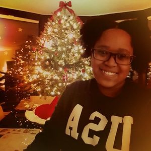 Meet your Posher, Candice