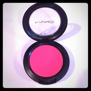 💯Authentic MAC Casual Colour Lip/ cheek tint✨✨