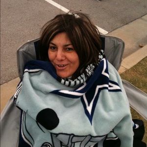 Meet your Posher, Stella