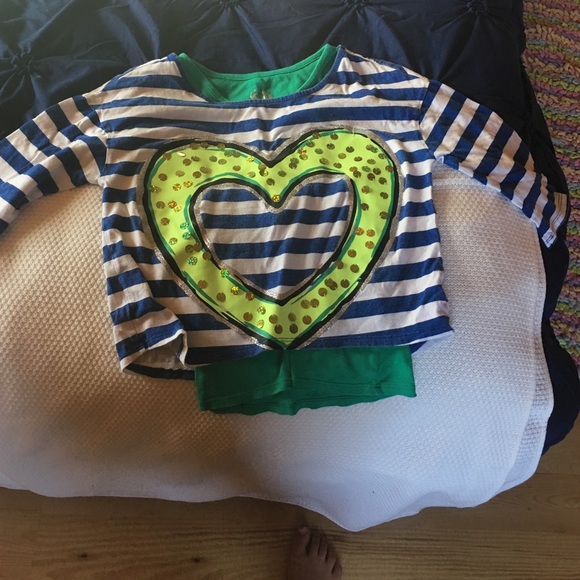 Crop top with tank top (comes with it)