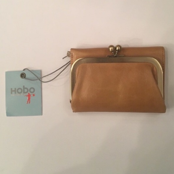 NWT Hobo International Vintage Robin Wallet