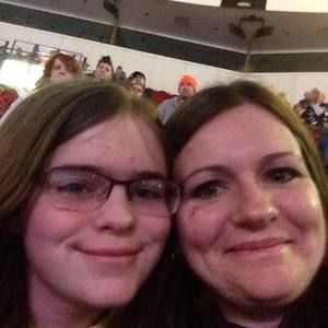 Meet your Posher, Becky