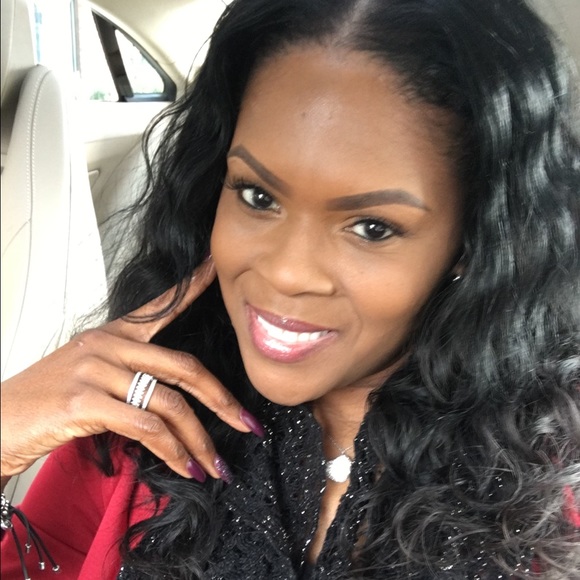 Meet your Posher, Audrey - Picture 3 of 3