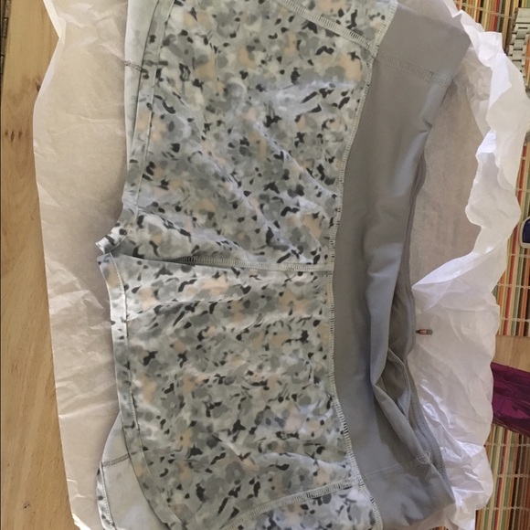Lululemon speed shorts size 8