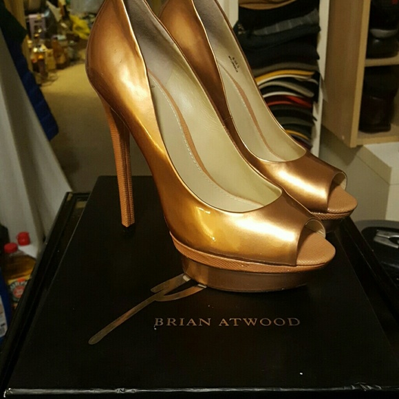 woman's shoes