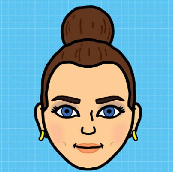 Meet your Posher, Nina