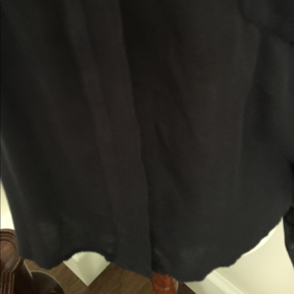 Splendid lightweight Supima Cotton shirt. - Picture 4 of 8