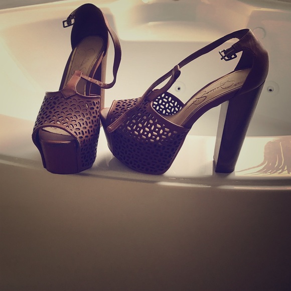 Jessica Simpson heels