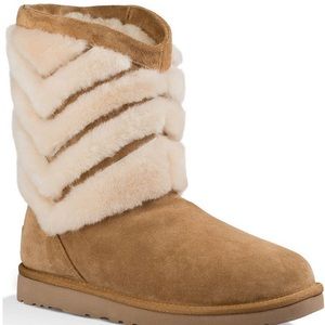 BRAND NEW never been worn Tania Ugg boots