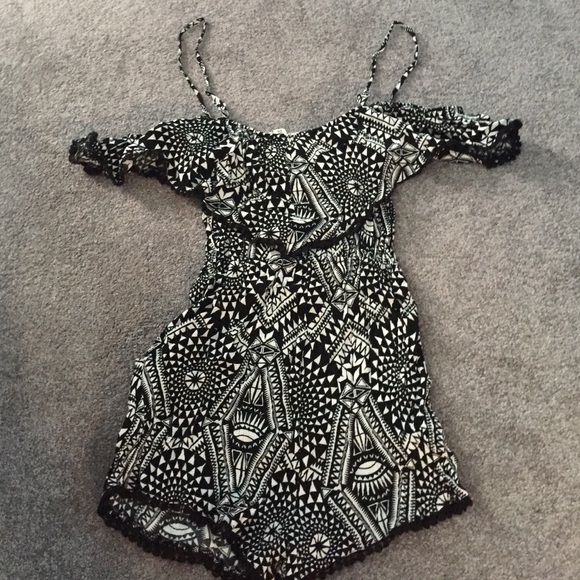 Romper - Picture 1 of 1