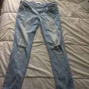 Flower Embroidered Light Wash Jeans