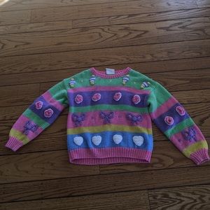 Beautiful sweater w hearts, flowers, cute designs!