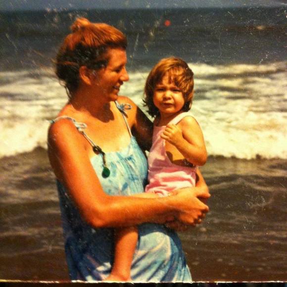 Meet your Posher, Monica - Picture 2 of 2