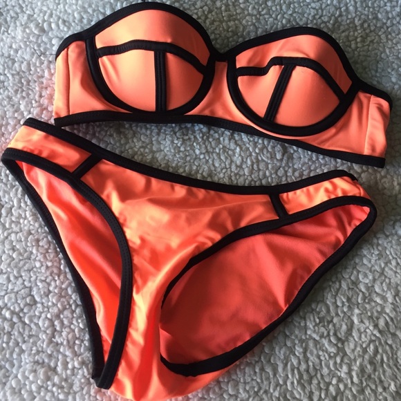 Mock Triangle matching Bikini ❤️💗☺ - Picture 1 of 3