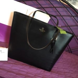 New, authentic Kate Spade Purse.