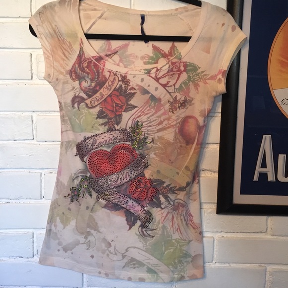 Tee shirt