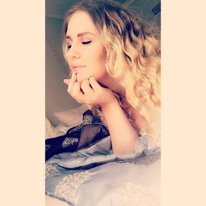 Meet your Posher, Abby