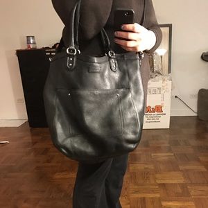 Leather cole haan hand bag large