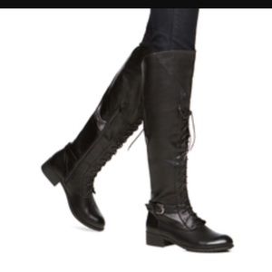 Full lace up boots w/ zipper size opening