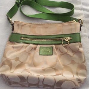 Coach poppy crossbody bag