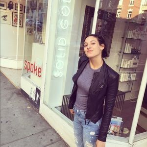 Meet your Posher, Anna