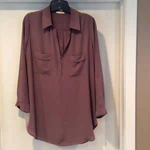 Tunic with roll up sleeve option