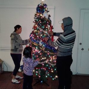 Meet your Posher, Efrain