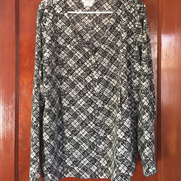 Van Heusen Chiffon Top - Picture 1 of 1