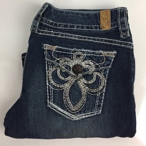Maurices Denim Dark Wash Flur De Lis!