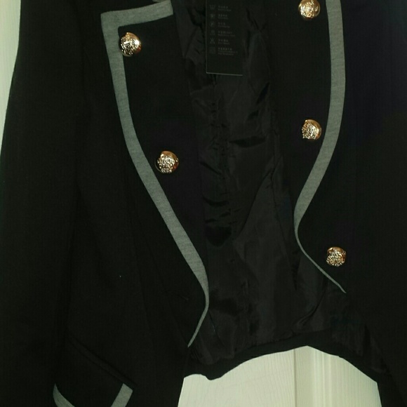 Jacket - Picture 2 of 4