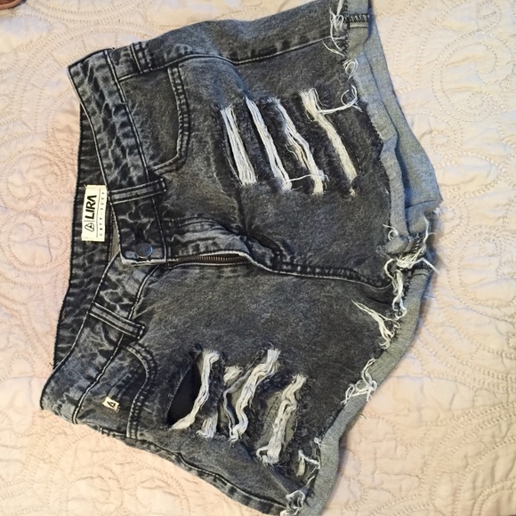 Size 5 Shorts from Pacsun