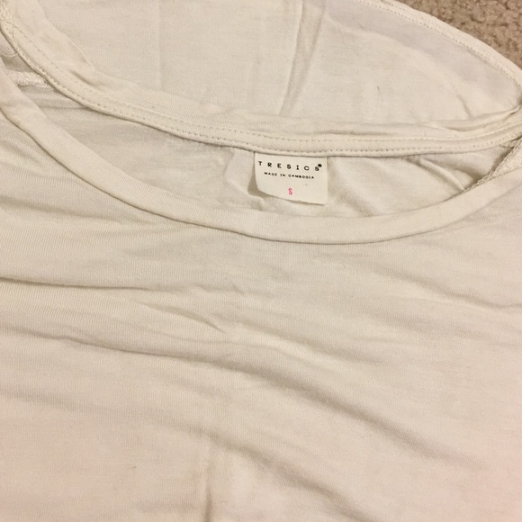 Off white tee - Picture 1 of 2