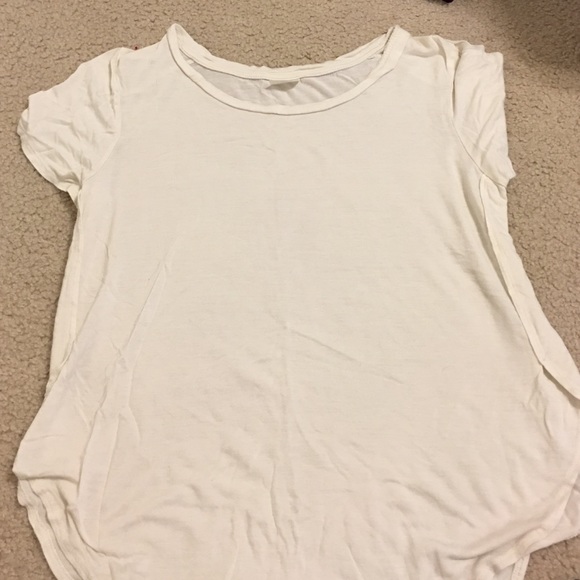 Off white tee - Picture 2 of 2