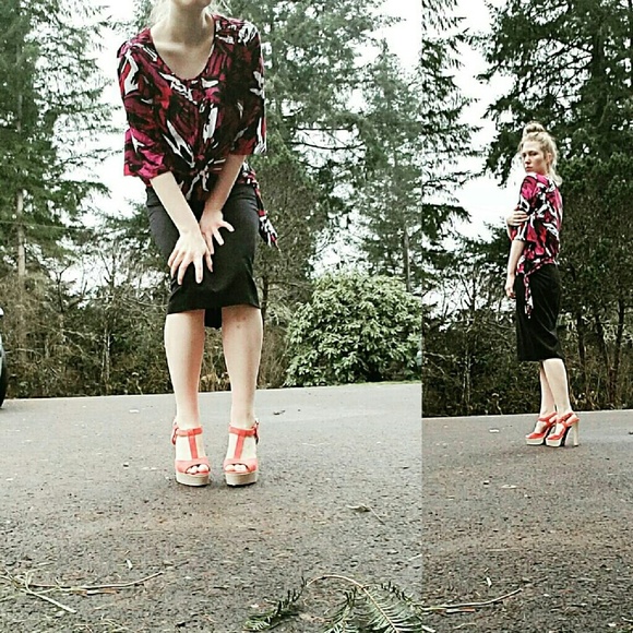 a.n.a. Petite 3/4 sleeve Blouse
