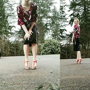 a.n.a. Petite 3/4 sleeve Blouse