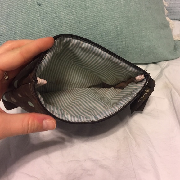 Small Thirty One makeup bag - Picture 2 of 2