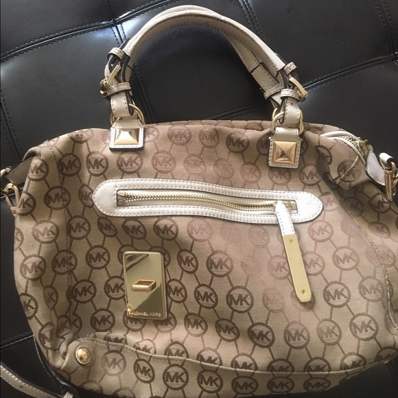 Signature Michael Kors handbag