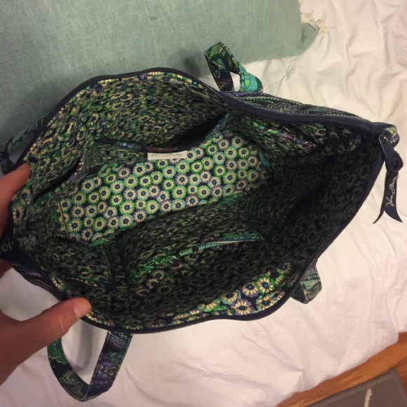 Vera Bradley tote - Picture 2 of 3