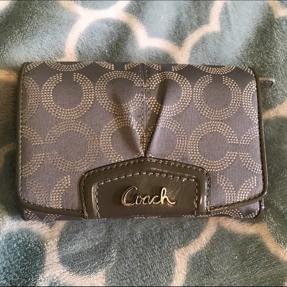Last chance! Coach wallet